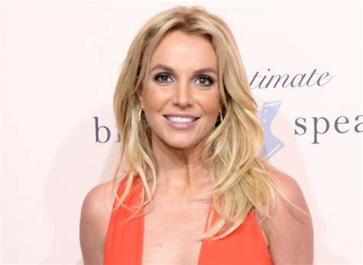 10 Former Teen Idols Who Are Megastars Today — Celebwell