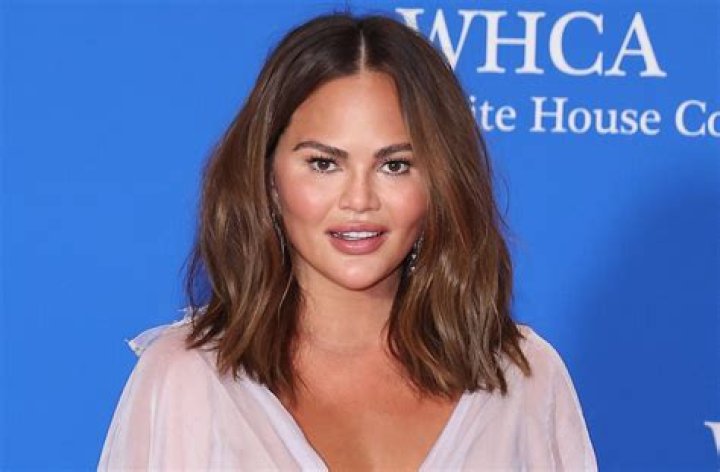 7 Weight Loss Tricks From Chrissy Teigen