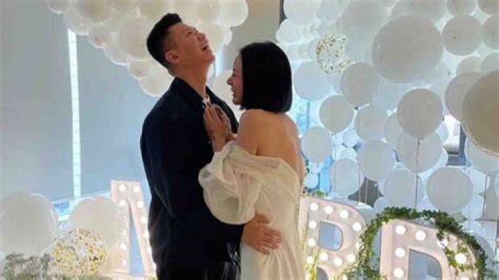 A Lim Kim salary, career earnings, net worth