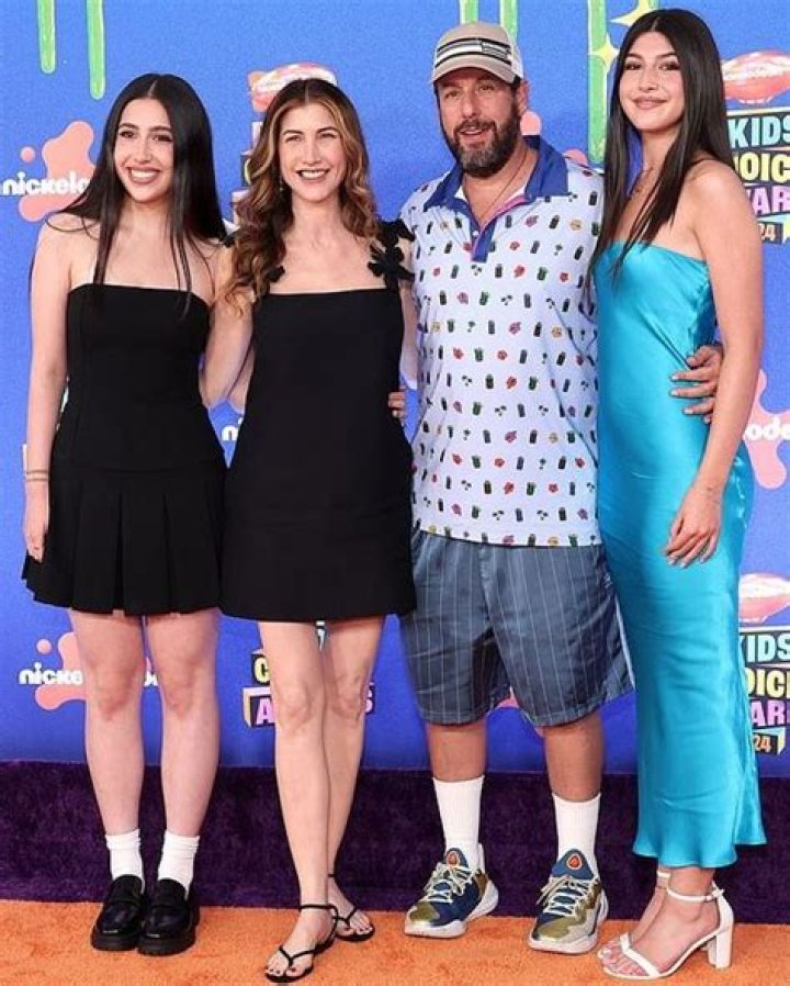 Adam Sandler – Height, Weight, Measurements & Bio