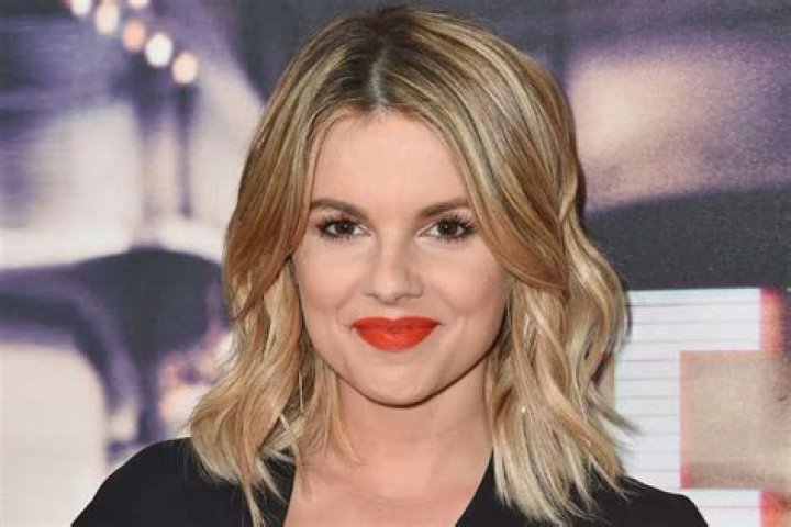 Ali Fedotowsky Reveals She’s Struggling To Breathe As She Waits For Her Test Results