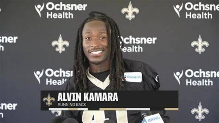 Alvin Kamara contract, salary, team, net worth, wife, kids, Instagram