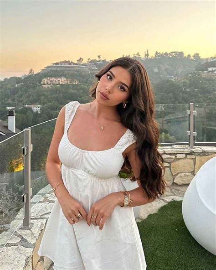Amanda Diaz Biography - Facts, Childhood, Family Life & Achievements