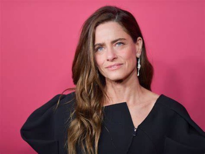 Amanda Peet Says She’s A Very ‘Jealous’ Person