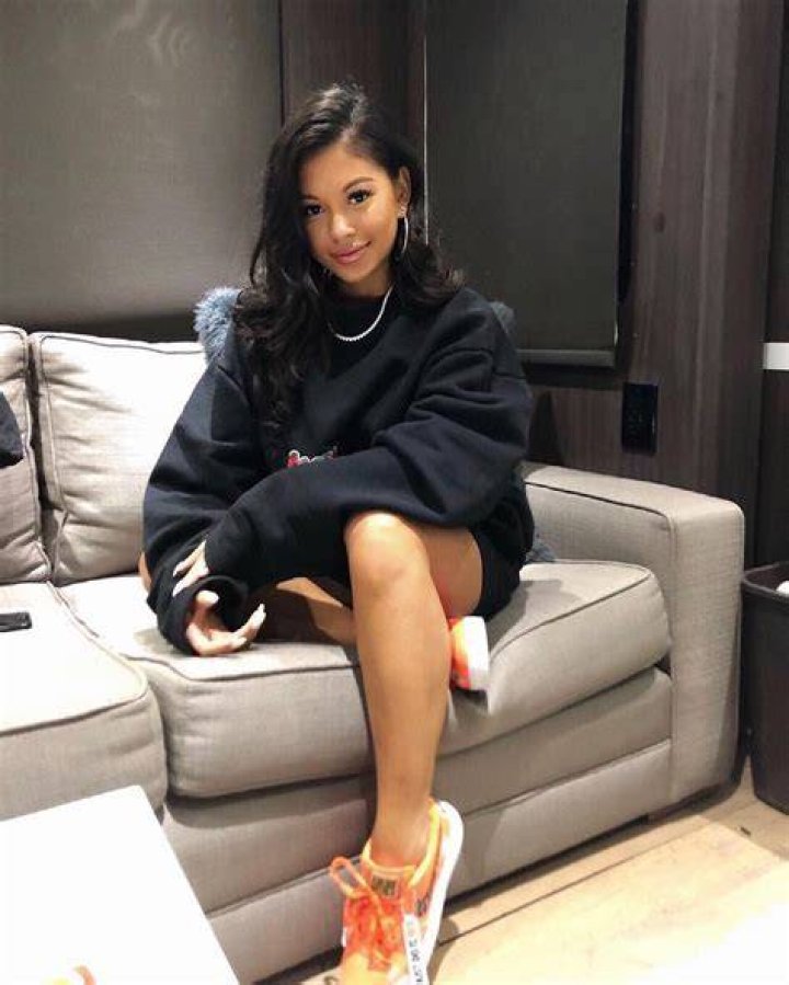 Ammika Harris Flaunts Her Outfit For A Perfect Night Out