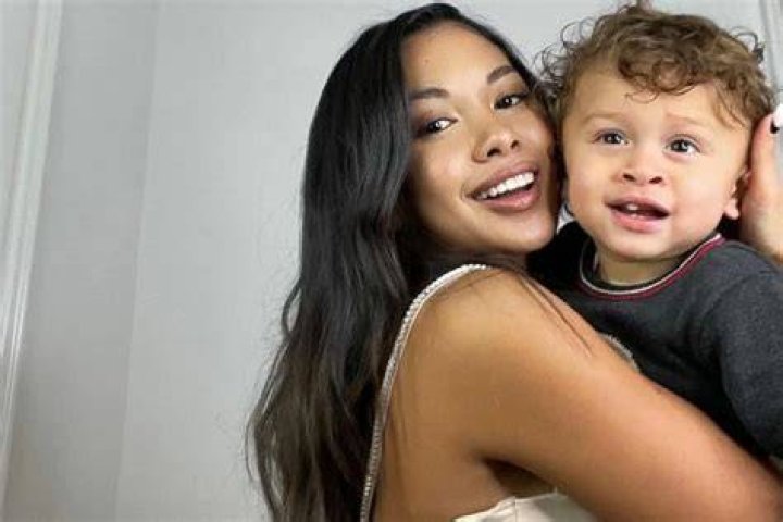 Ammika Harris Shows Off A Lot Of Skin In These Photos