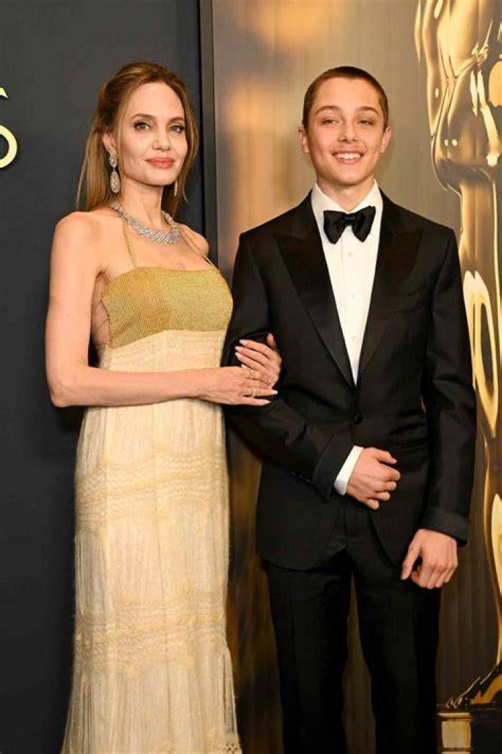 Angelina Jolie And Brad Pitt – Here’s How She’s Planning On Making Their Wedding Anniversary A Special One For The Kids As A Distraction