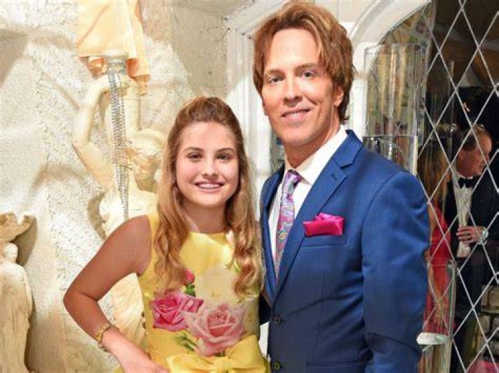 Anna Nicole Smith’s Daughter Dannielynn Birkhead Pays Tribute To Late Mom At Kentucky Derby