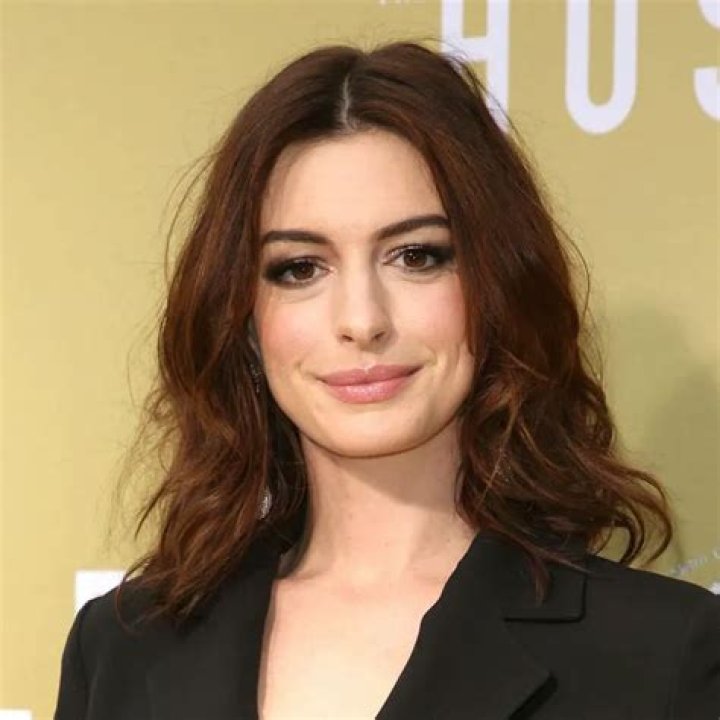 Anne Hathaway Fans Convinced She Gave Birth In Secret After Being Spotted Carrying Newborn