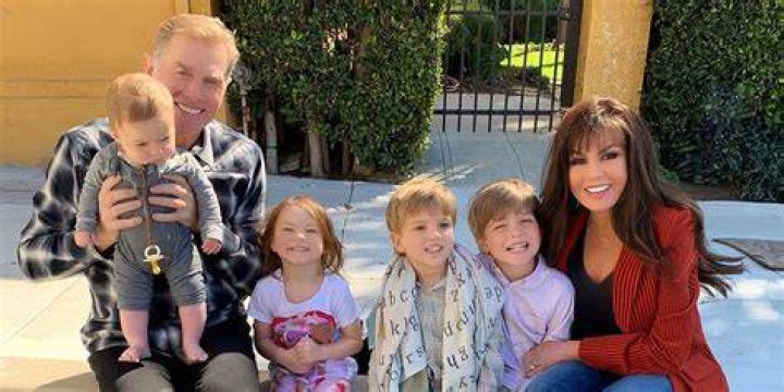 April Winchell family, husband, children, parents, siblings