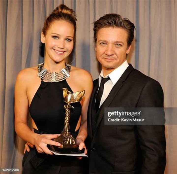 Are Jeremy Renner and Jennifer Lawrence related?