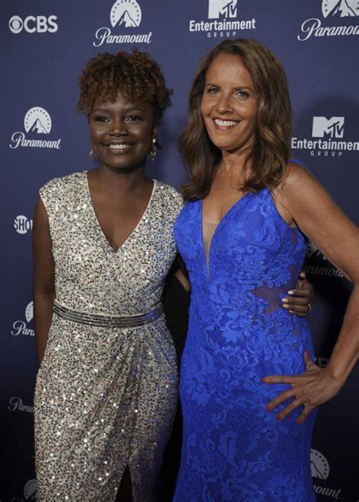 Are Julianne Malveaux and Suzanne Malveaux related?