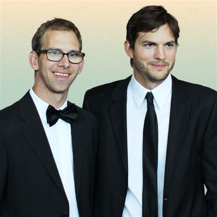 Ashton Kutcher twin brother: Who is Michael Kutcher?