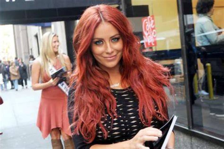 Aubrey O’Day AA Flight Attendant Accusations Called Out By Passengers Who Tell A Different Story
