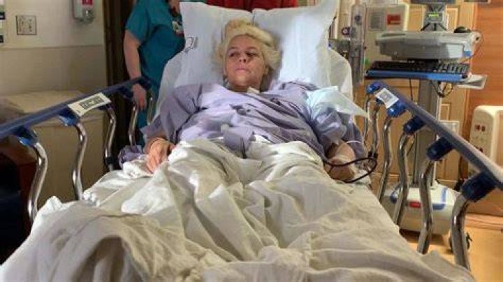 Beth Chapman Rushed To Hospital For Breathing Issues Amid Cancer Battle