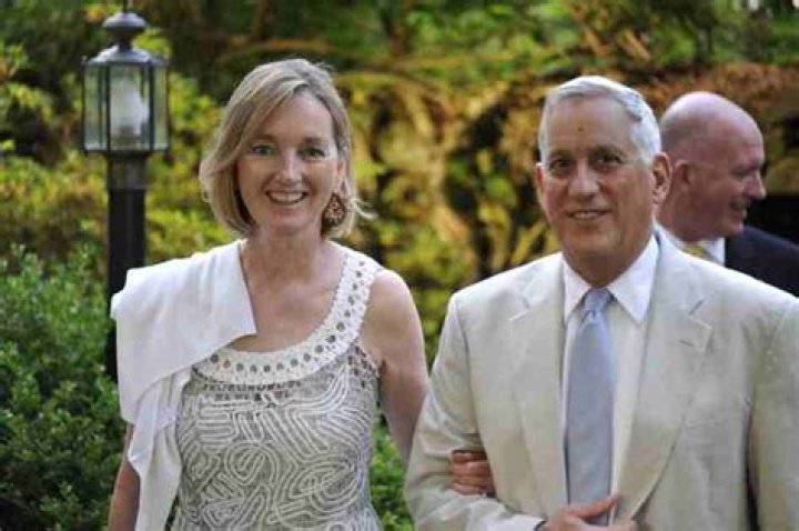 Betty Lee Isaacson cause of death: What happened to Walter Isaacson’s mother?