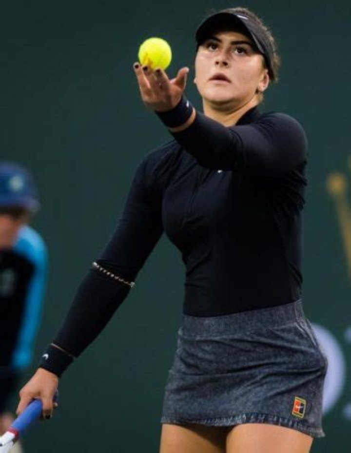 Bianca Andreescu Height Weight Body Measurements Age Facts Family