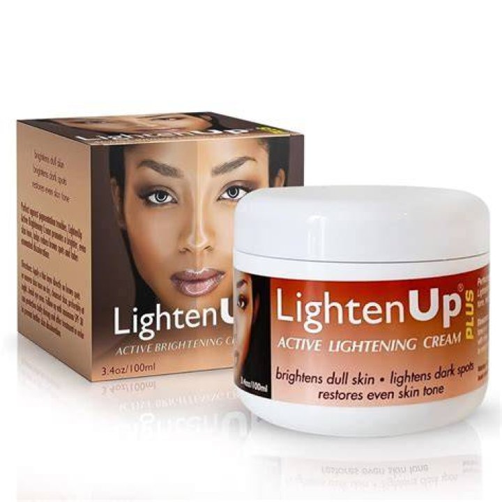 Blac Chyna Keeps Advertising The Skin Lightener Product Despite The Huge Backlash