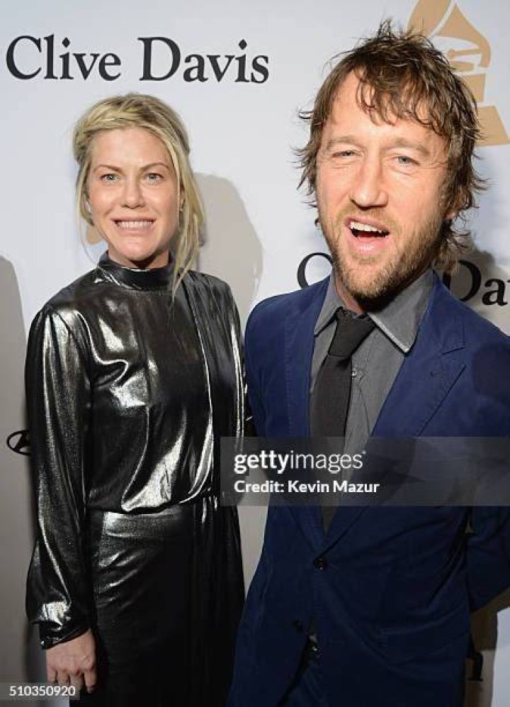 Cara Shiflett: Who is Chris Shiflett's wife?