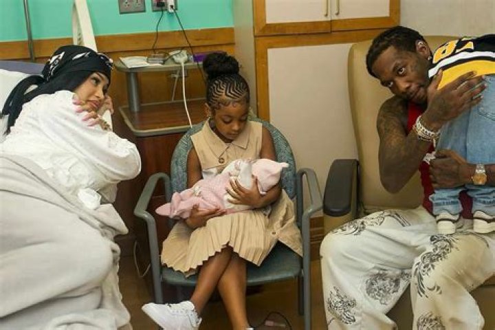 Cardi B And Offset’s Split Fake? ‘Estranged’ Couple Is Loving All The Attention Their ‘Split’ Is Bringing Them