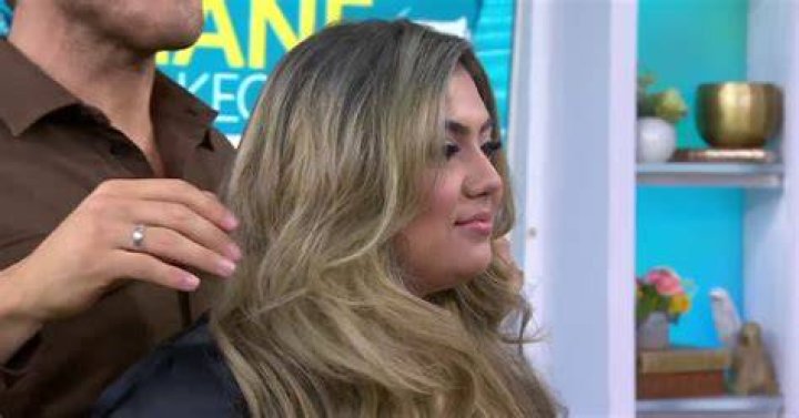 Celebrity Hairstylist Chris Appleton Breaks Down Jennifer Lopez’s AMA’s Wet Hair Look — How To Do It Yourself