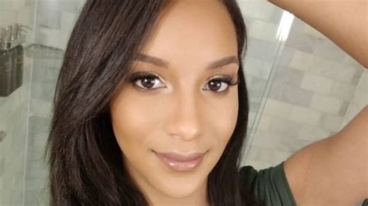 Chantel Everett in Bathing Suit is "Beautiful" — Celebwell