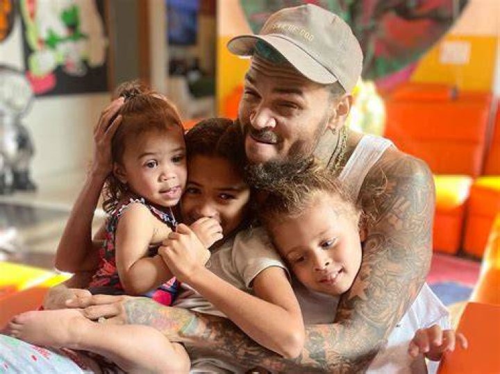 Chris Brown Posts New Pics Of Both His Son And Daughter And They Resemble Him So Much!