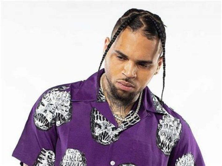 Chris Brown Surprises Fans At The Beginning Of 2022 – Check Out What He Did!