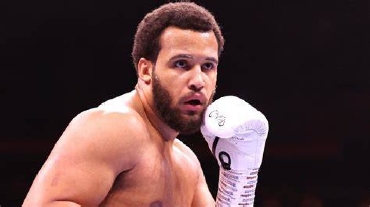 Chris Healey Wikipedia, age, boxer height, wife, children, parents, boxing record, net worth
