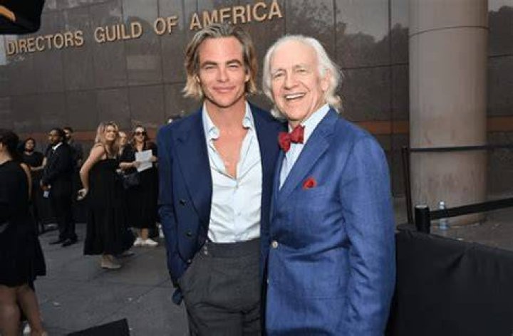 Chris Pine And His Father Will Perform With Justin Timberlake At The Children’s Hospital Los Angeles Gala In 2022