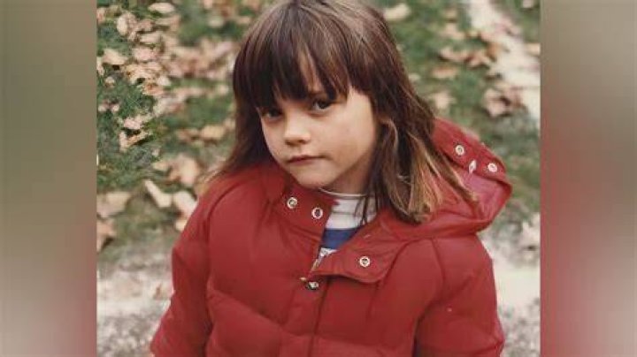 Christina Ricci Biography - Facts, Childhood, Family Life & Achievements