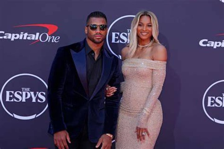 Ciara Shines And Delivers Epic Speech While Hanging Out With Michelle Obama In Cool Video — Some Fans Give All The Praise To Russell Wilson And Here Is Why