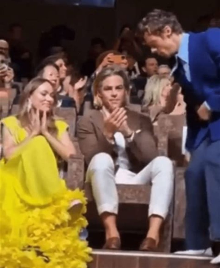 Claims That Harry Styles Spit On Chris Pine During The Premiere Were Refuted By Chris Pine’s Representative