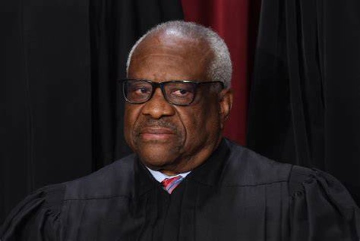 Clarence Thomas Biography - Childhood, Life Achievements & Timeline