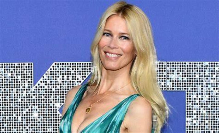Claudia Schiffer in Bathing Suit Wears an "LBB" — Celebwell