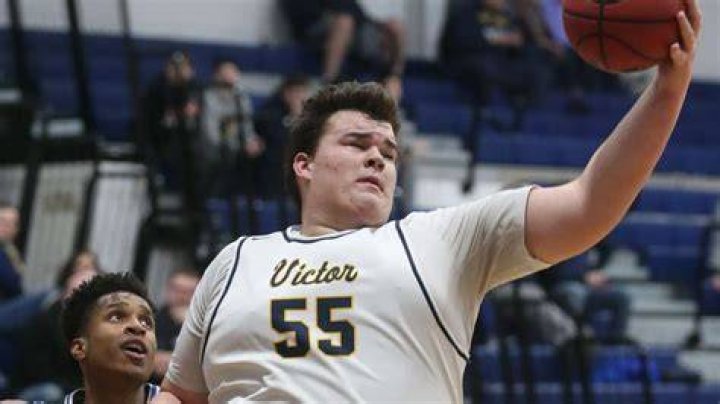 Connor Williams: Career stats, height, weight, family, college, teams, salary, net worth