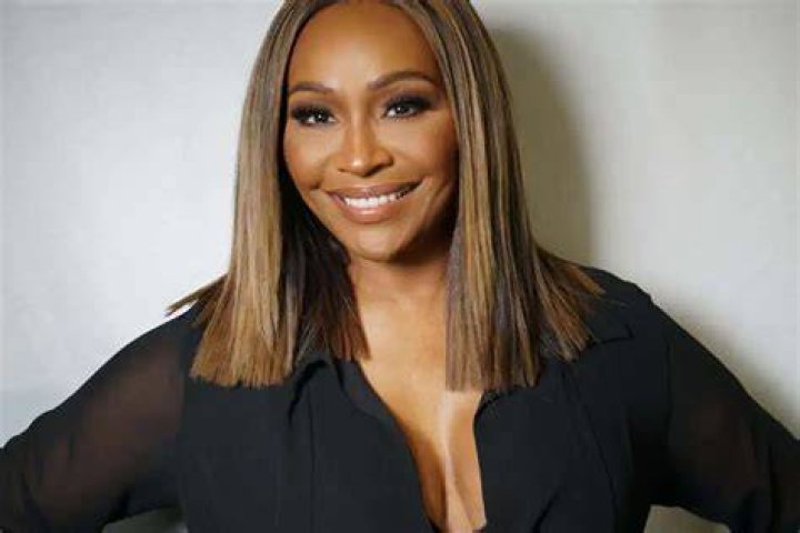 Cynthia Bailey Shows Off Her Shopping Outfit Amidst The Quarantine