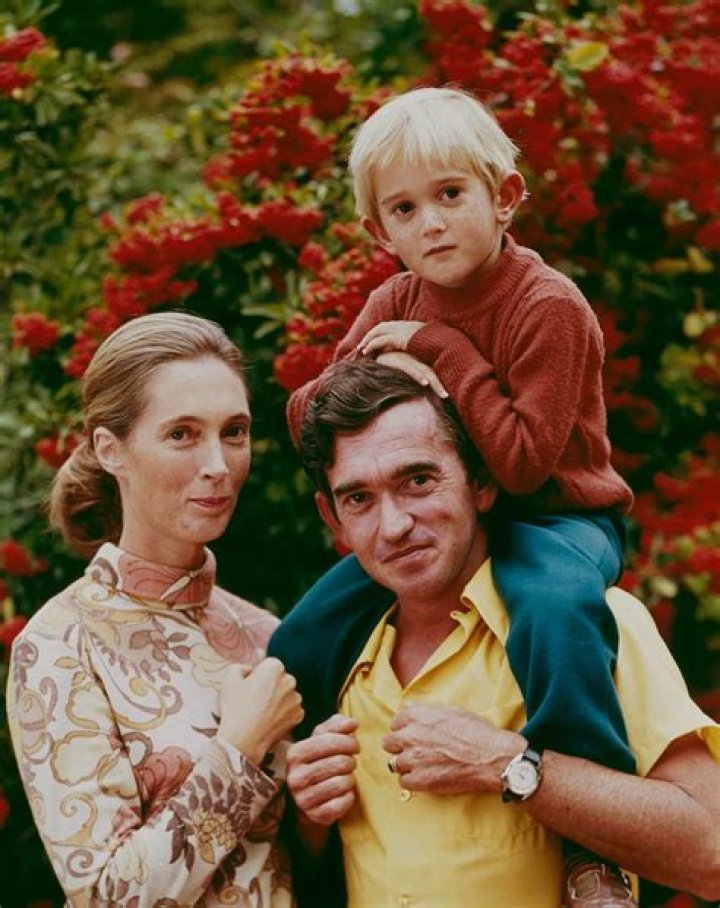 Darius van Driel family, wife, children, parents, siblings