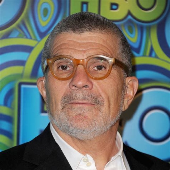 David Mamet Biography - Facts, Childhood, Family Life & Achievements