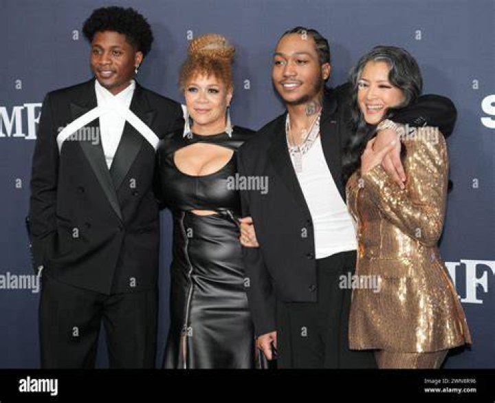 Demetrius Flenory Jr. family, girlfriend, parents, siblings