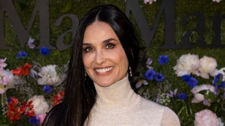Demi Moore in Bathing Suit Says "Don't Forget Your SPF" — Celebwell