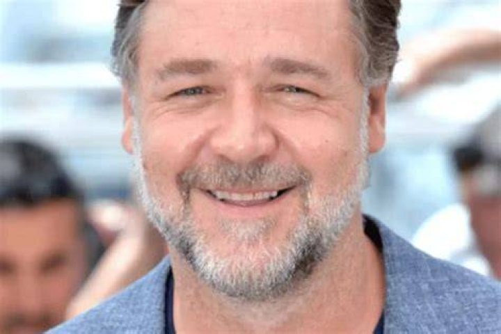Despite The Director’s Assertions, Russell Crowe Says He Did Not Try Out For My Best Friend’s Wedding