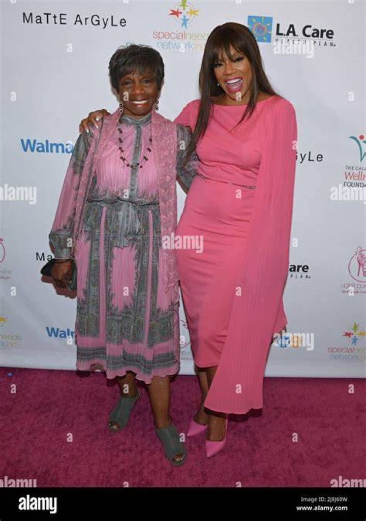 Did Wendy Raquel Robinson have a baby? – Celebrity