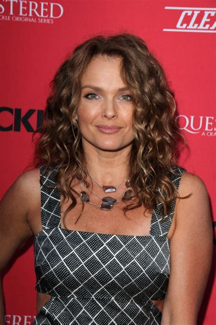 Dina Meyer career earnings, salary and net worth