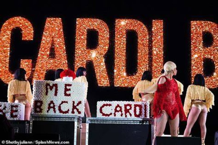 Diplo Flirts With Cardi B – ‘I’m Single BTW’