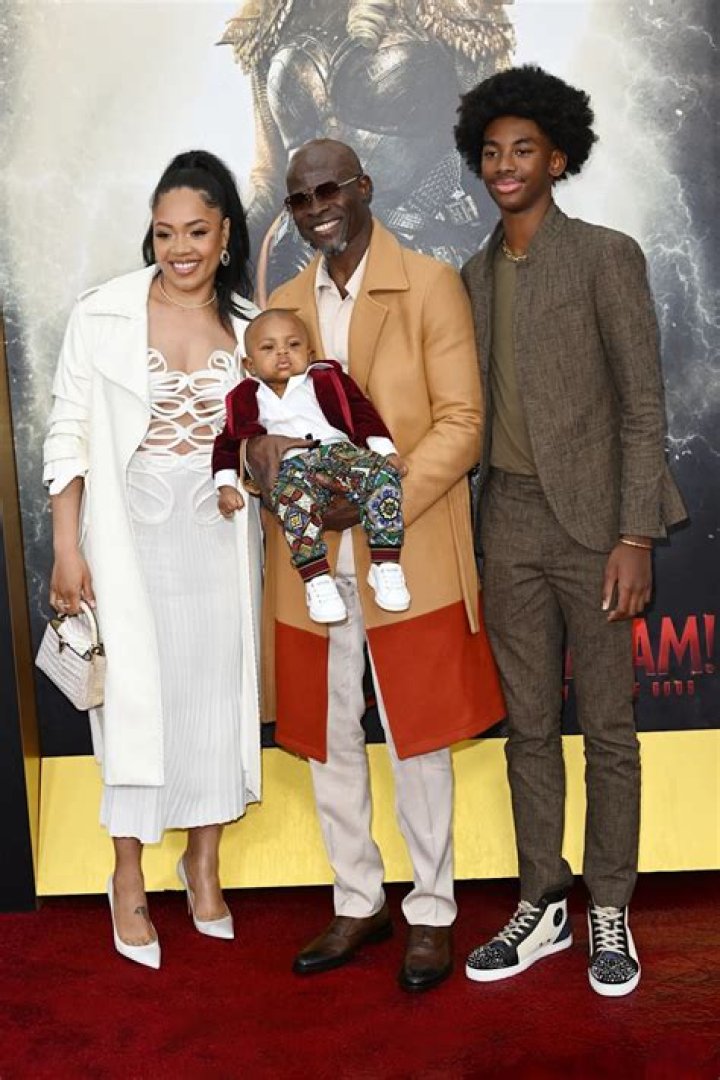 Djimon Hounsou family, wife, children, parents, siblings