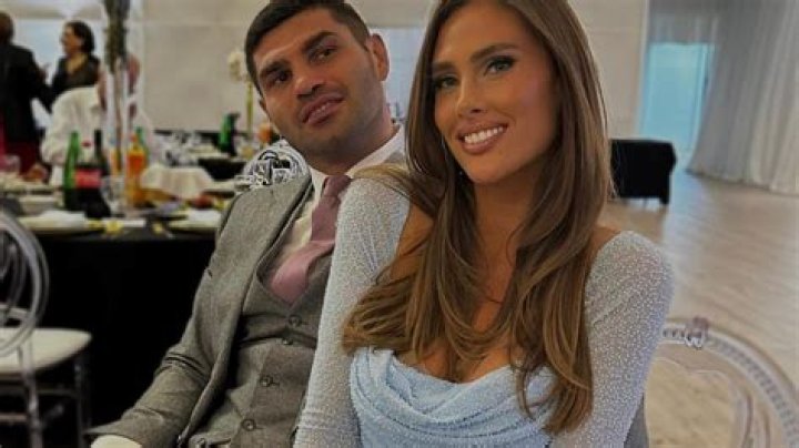 Does Filip Hrgovic have kids?