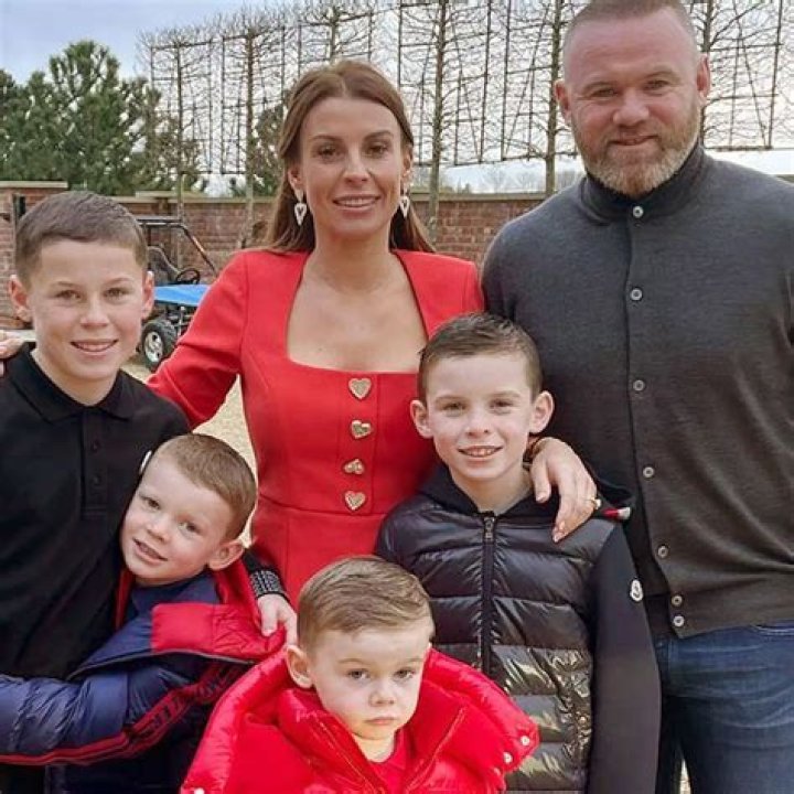 Does Mickey Rooney Jr have kids?