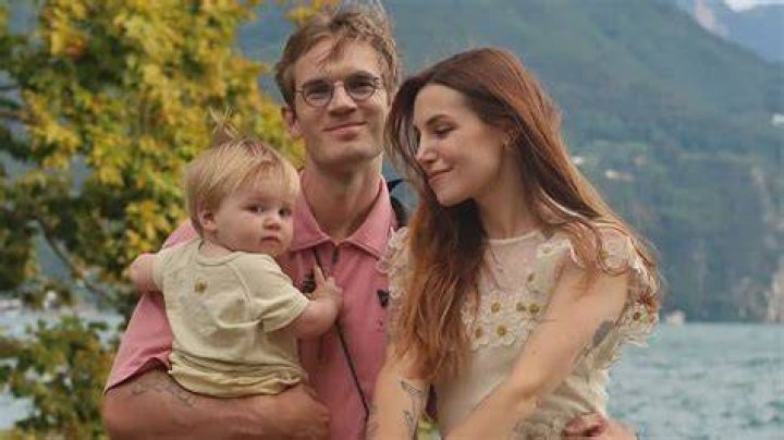 Does PewDiePie have kids?