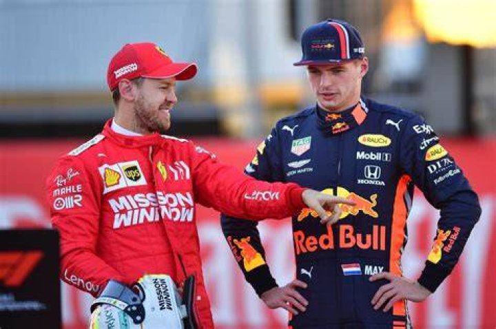 Does Sebastian Vettel have a son? When did Sebastian Vettel have a child?
